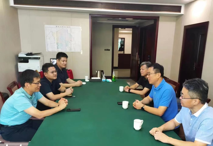 轻工供销公司看望慰问省“四进”莱芜工作支队